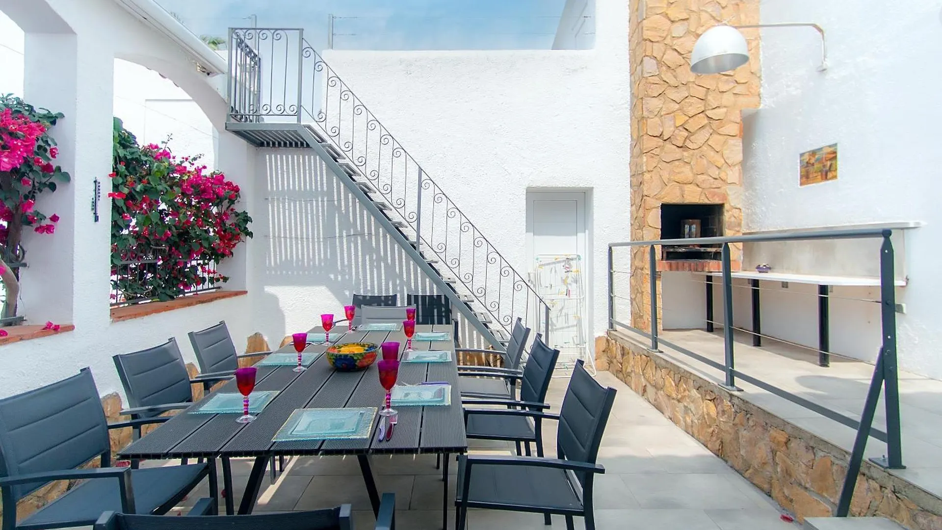 Welcs Casa 111 Emp Con Piscina Villa Empuriabrava 0*,